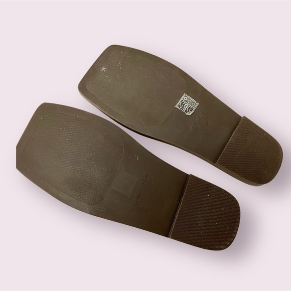 Charles & Keith Chain Accent Leather Slide Sandals in Cream and Gold - Picture 9 of 10